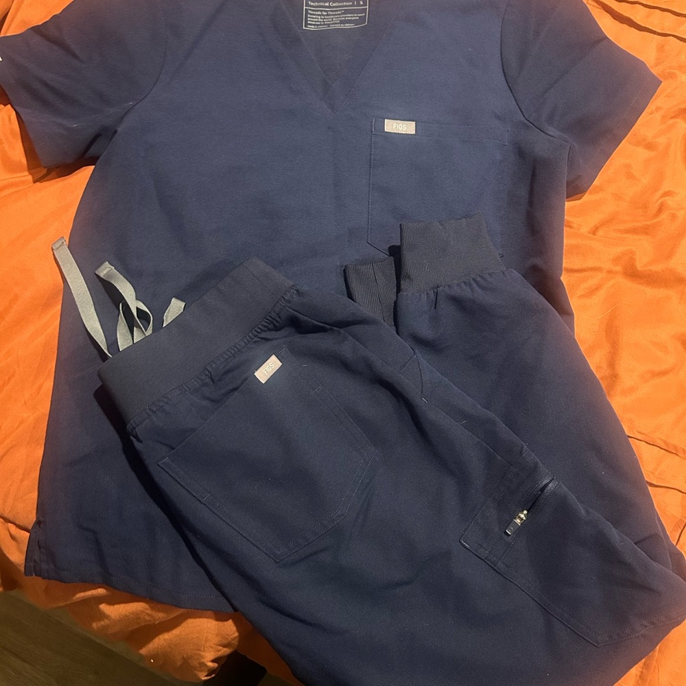 Figs Navy Blue Scrub Set